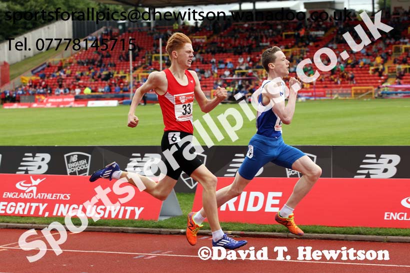 Junior boys 800 metres, English Schools Track and Field. Photo: David T. Hewitson/Sports for All Pics